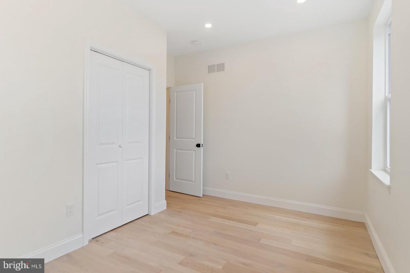 1644 N 6th STREET