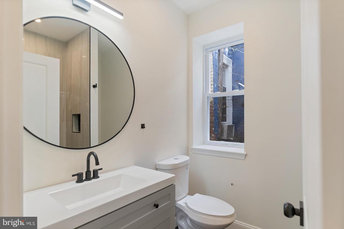 1644 N 6th STREET