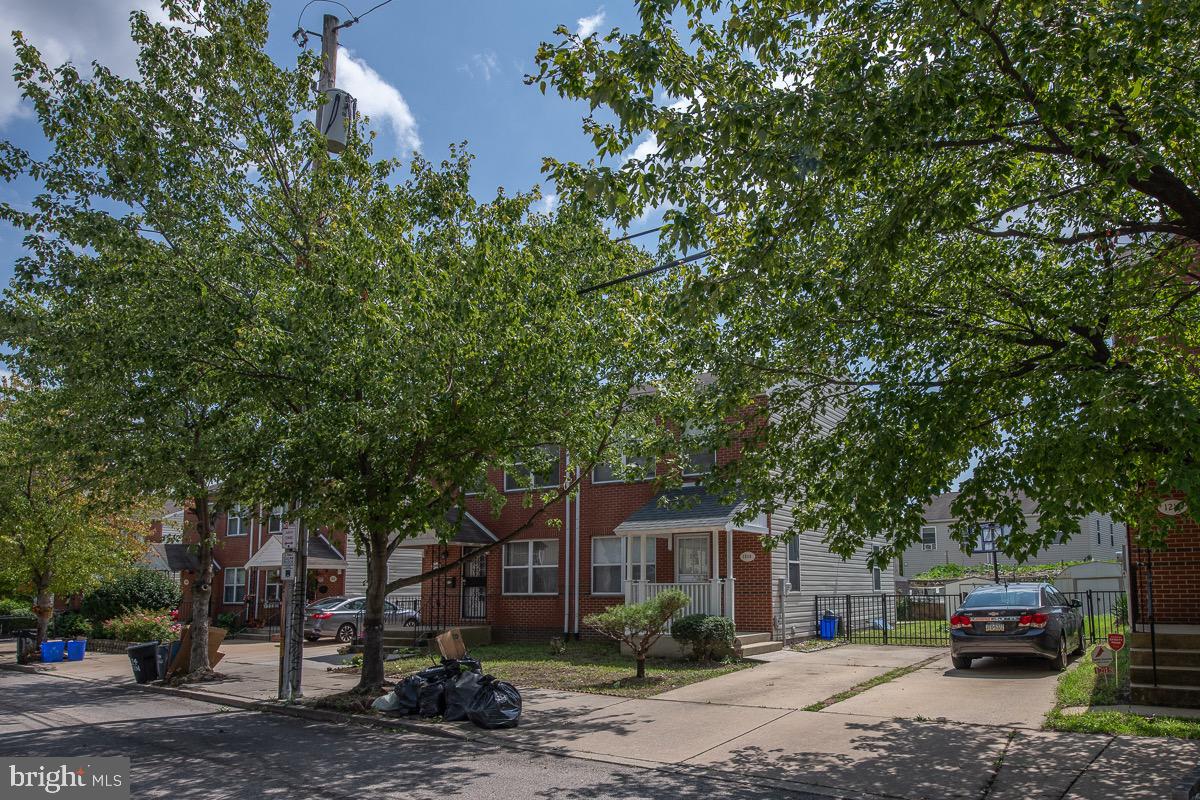 1216 Ogden STREET