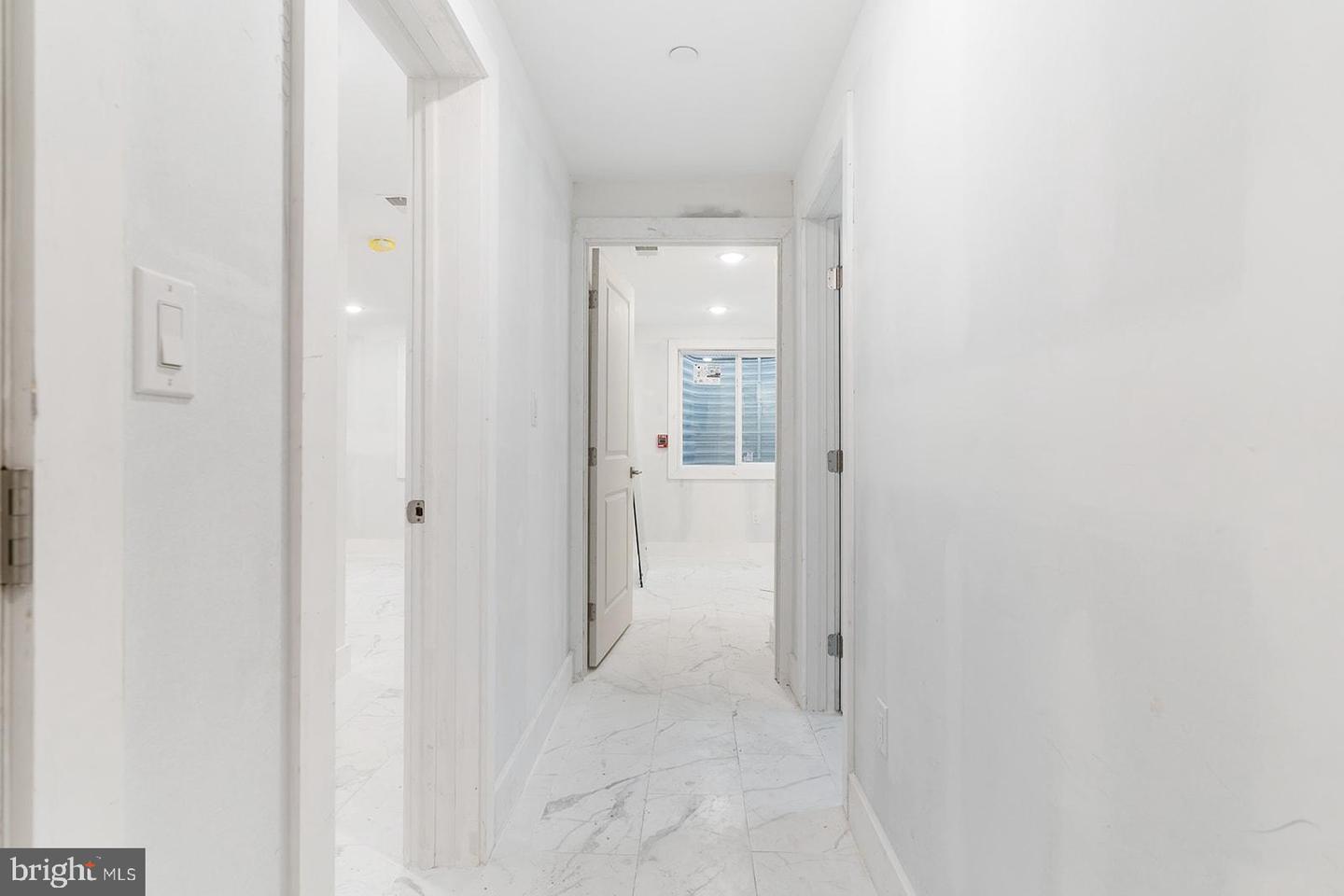 2100 N Hancock STREET Unit: 2