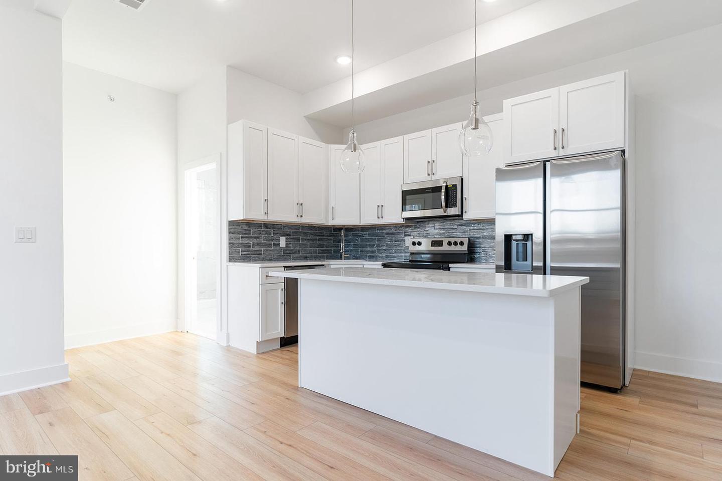 2100 N Hancock STREET Unit: 5