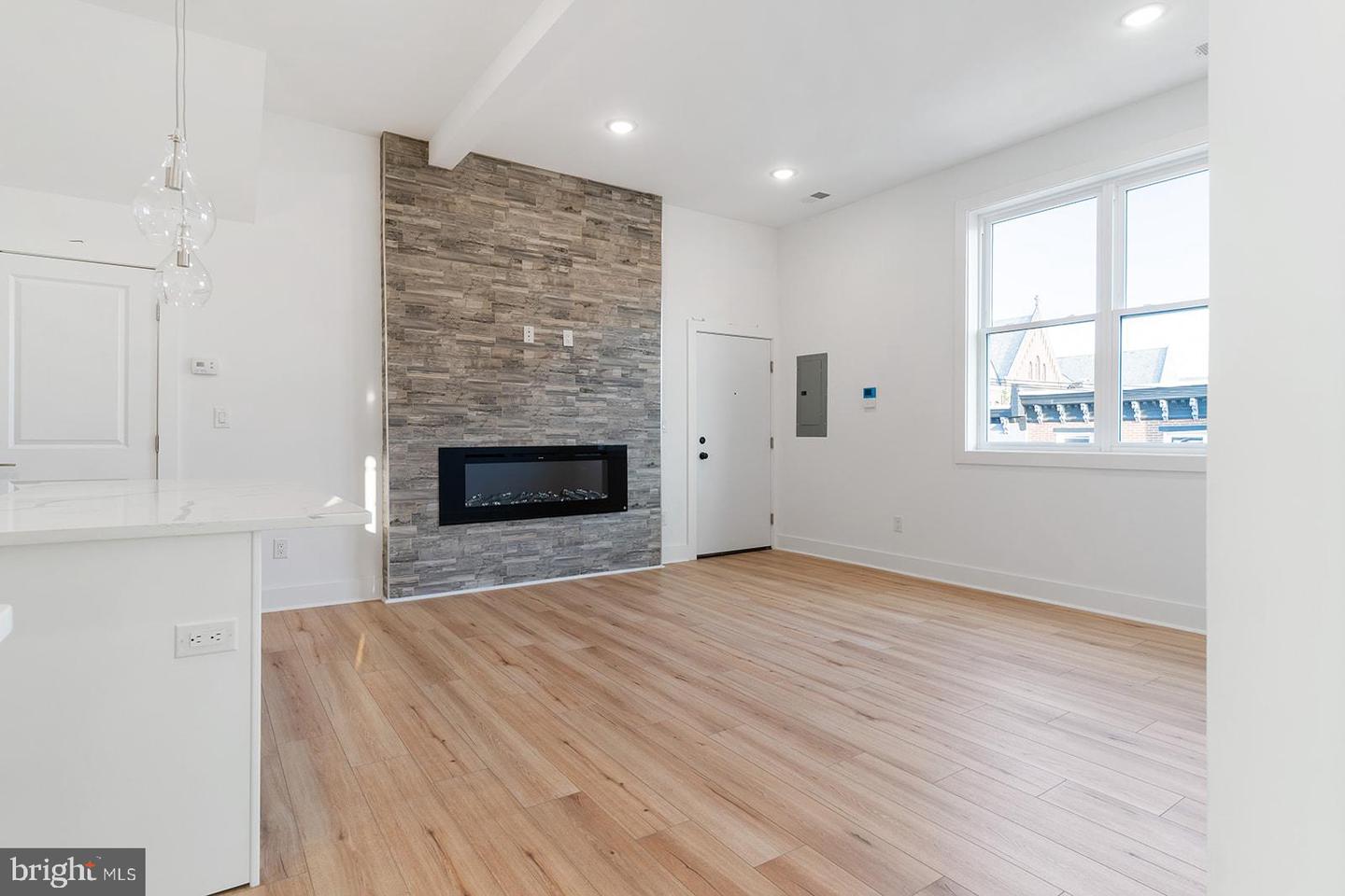 2100 N Hancock STREET Unit: 5
