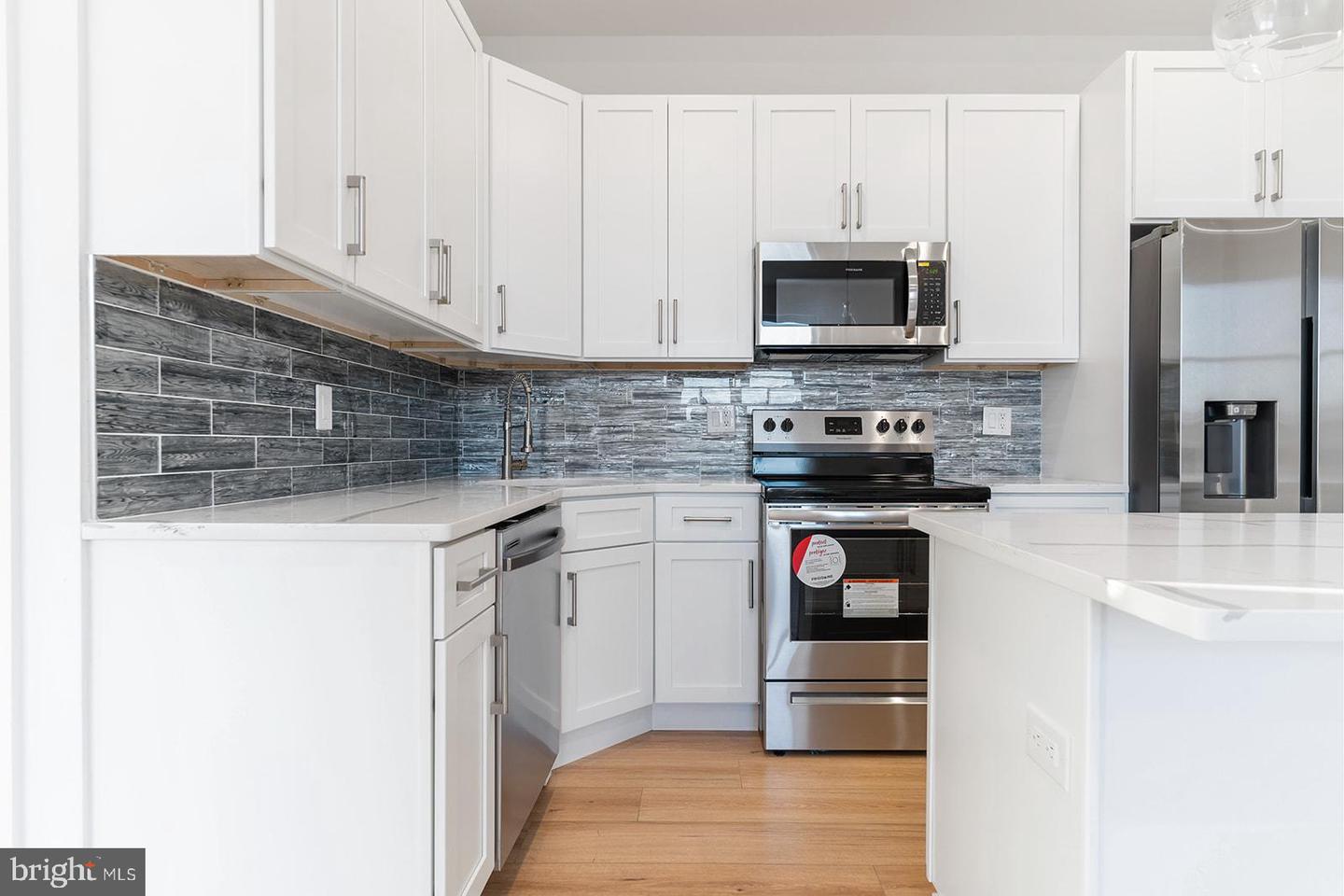 2100 N Hancock STREET Unit: 5