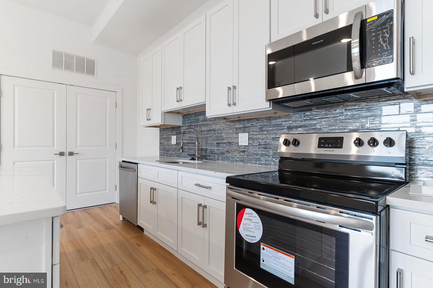 2100 N Hancock STREET Unit: 4