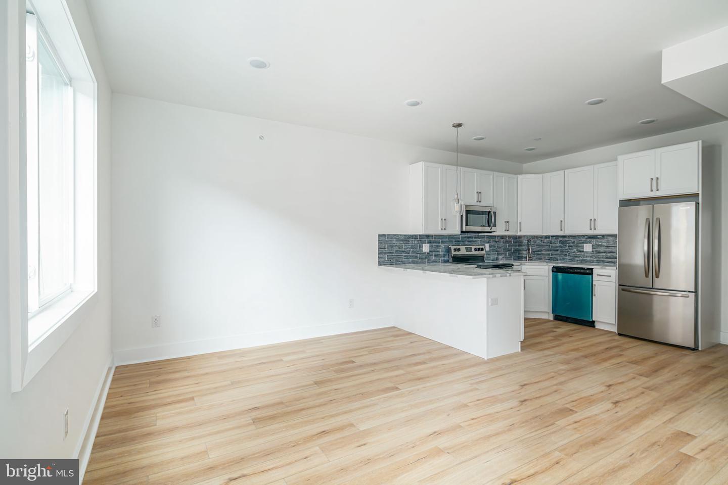 2023 N 2nd STREET Unit: 3