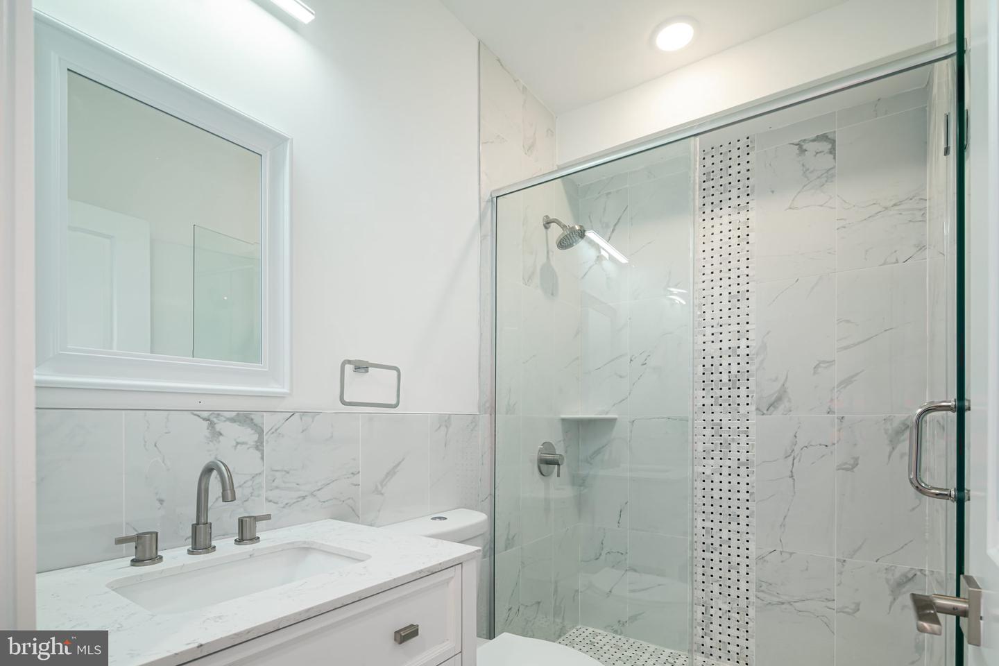 2021 N 2nd STREET Unit: 2