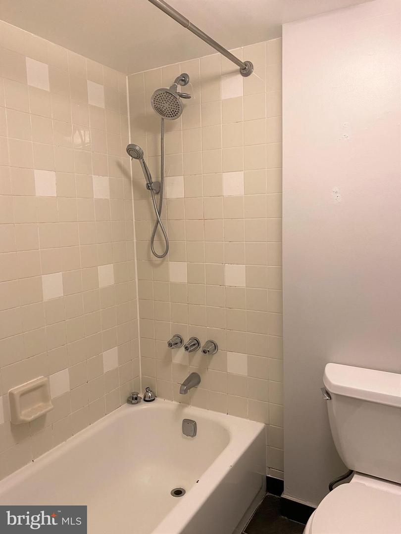 222 CHURCH STREET Unit: 5B
