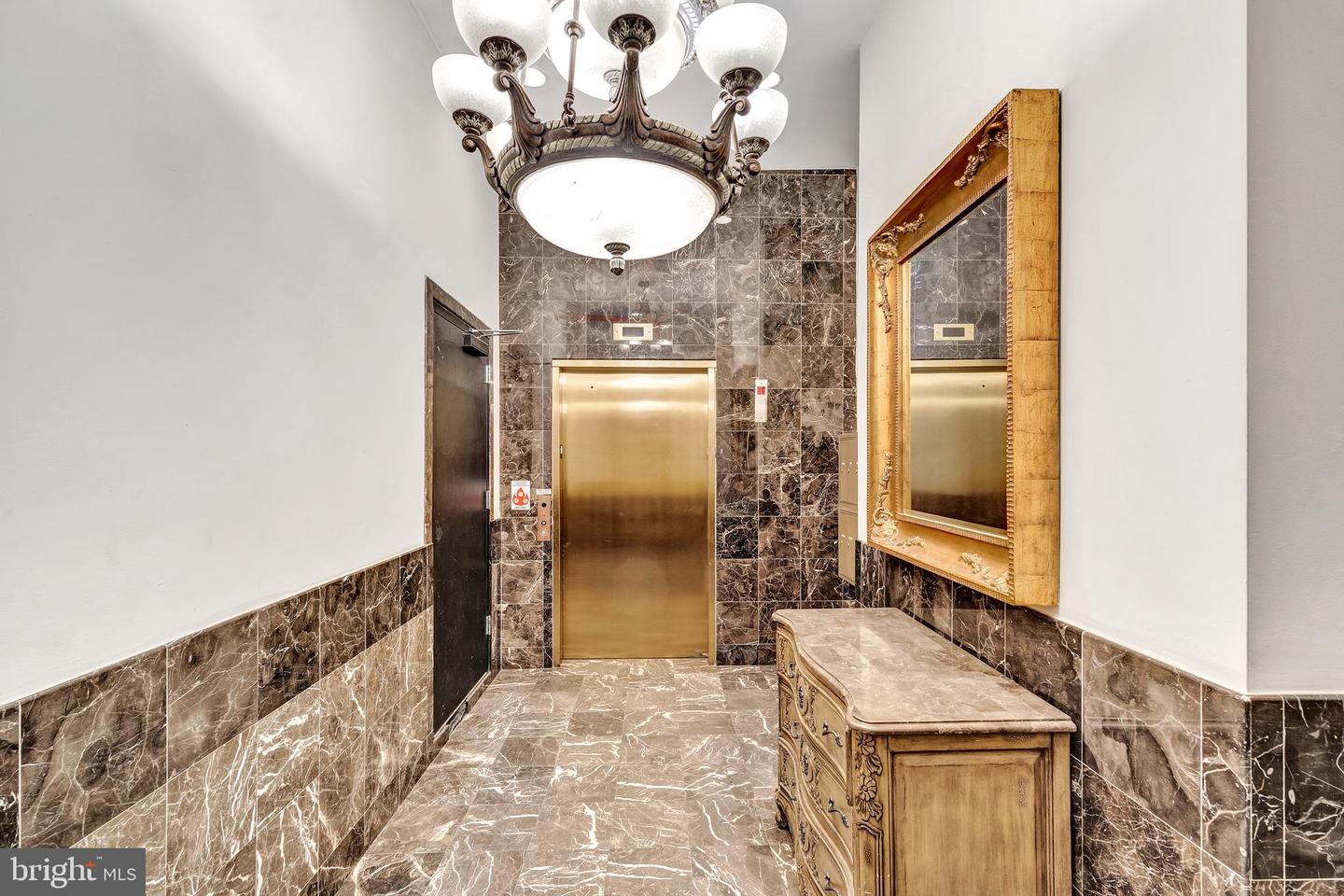 117 CHESTNUT STREET Unit: 302A