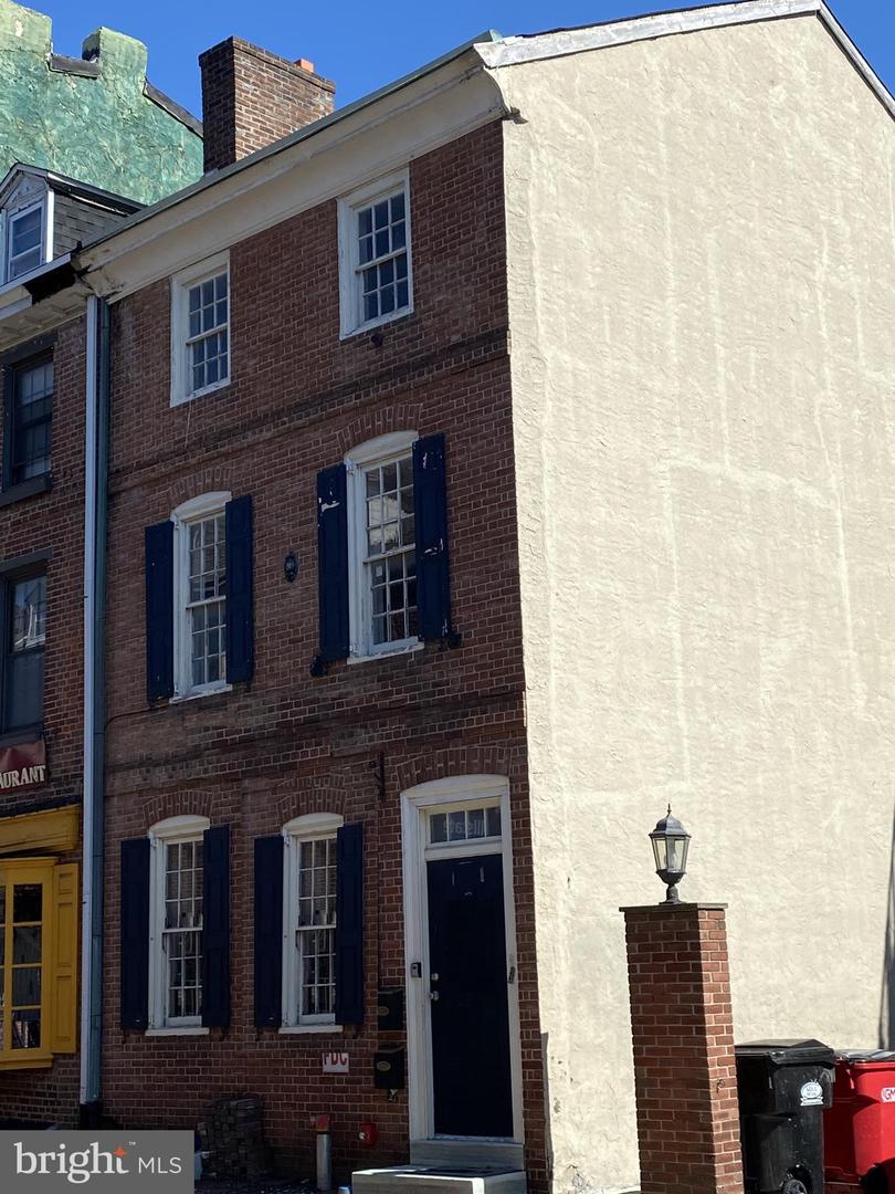 128 LOMBARD STREET