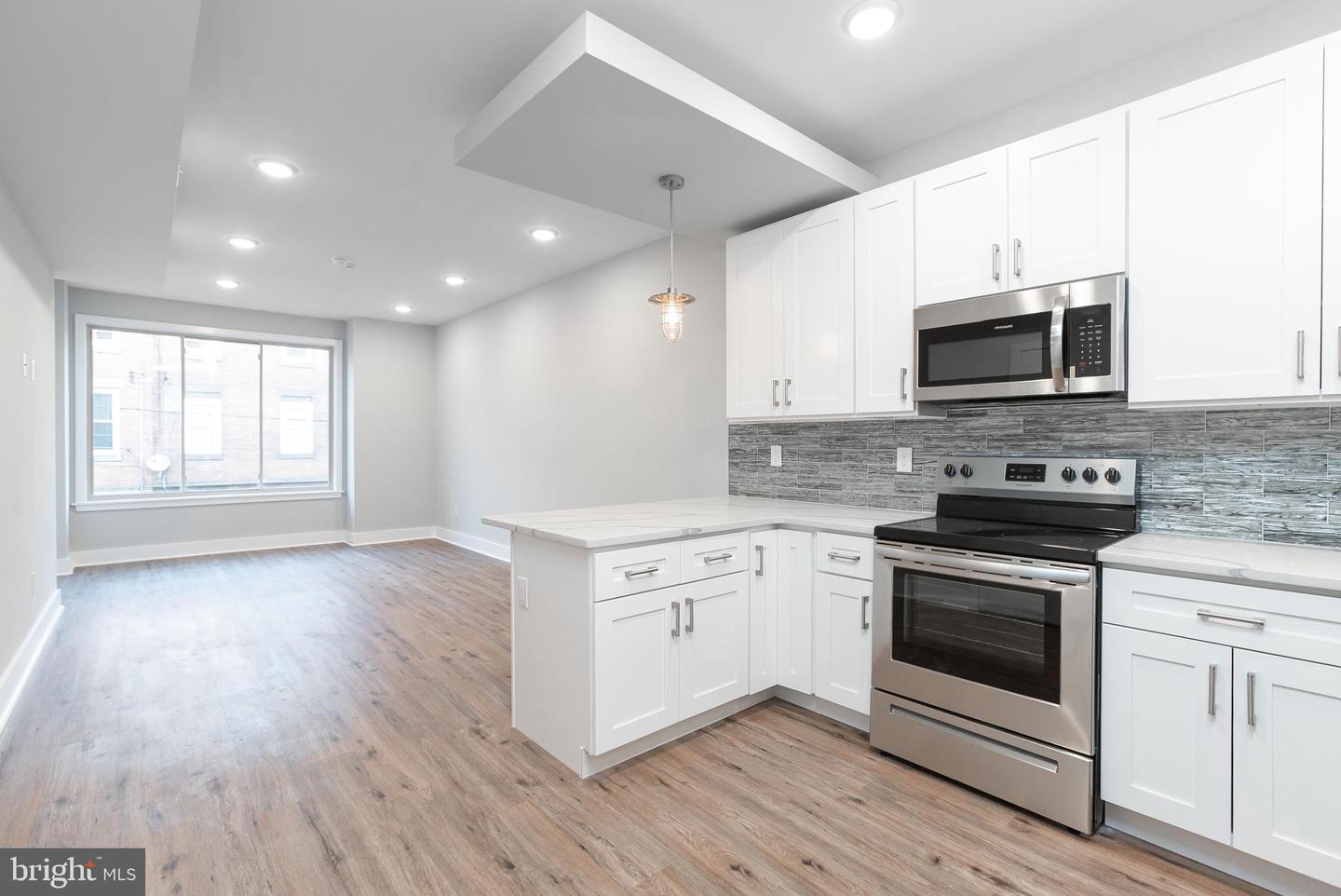1602 N 6th STREET Unit: 2