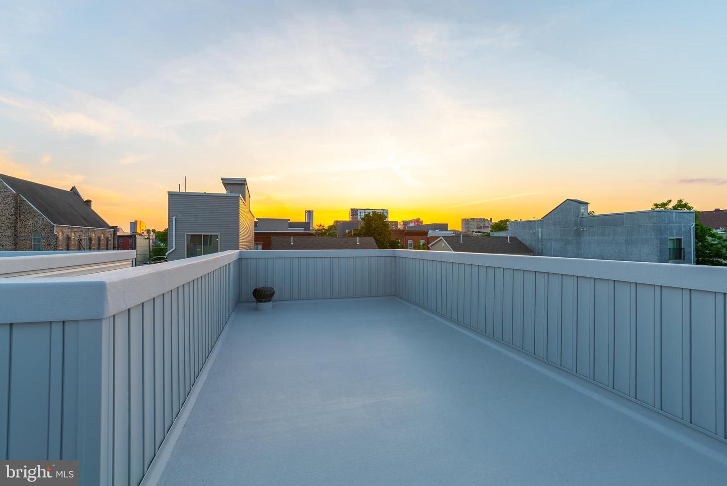 1602 N 6th STREET Unit: 2