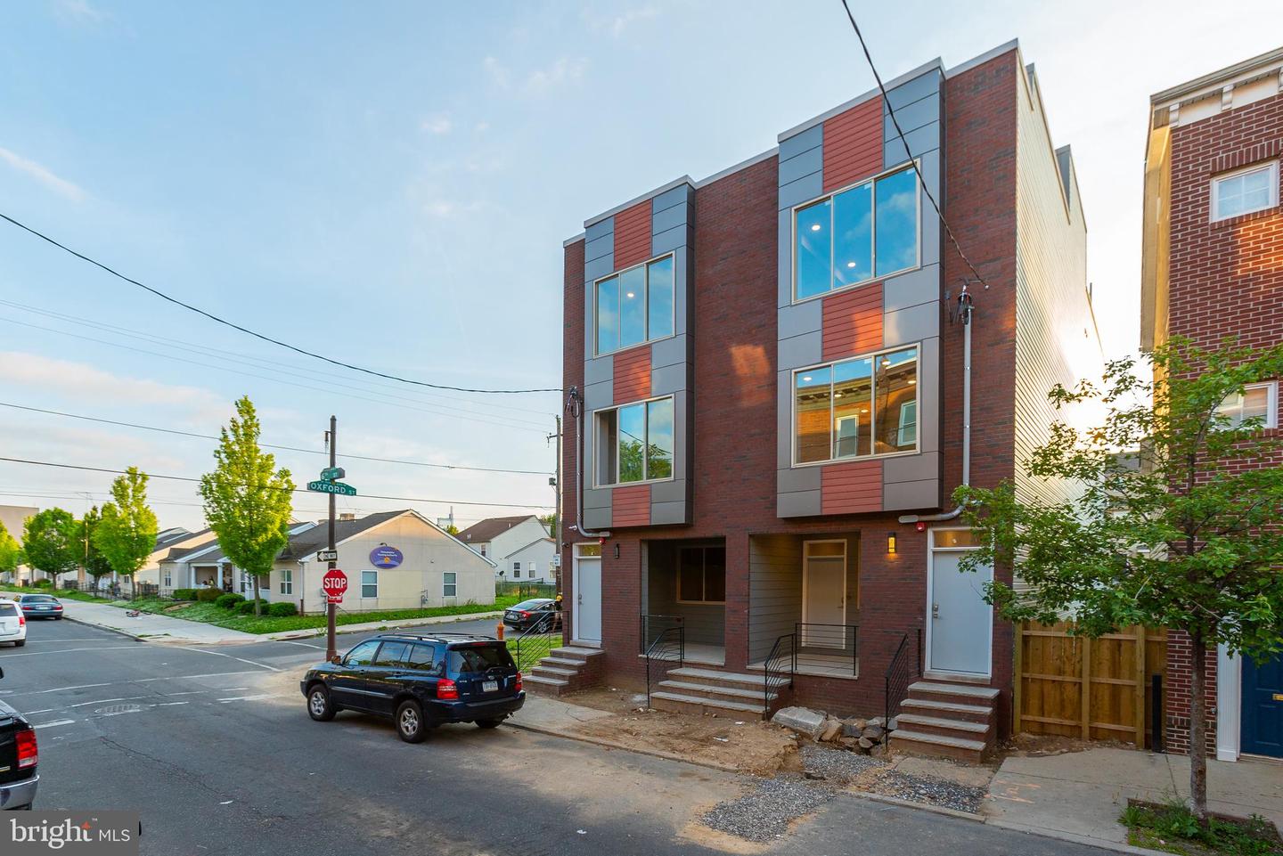 1602 N 6th STREET Unit: 2