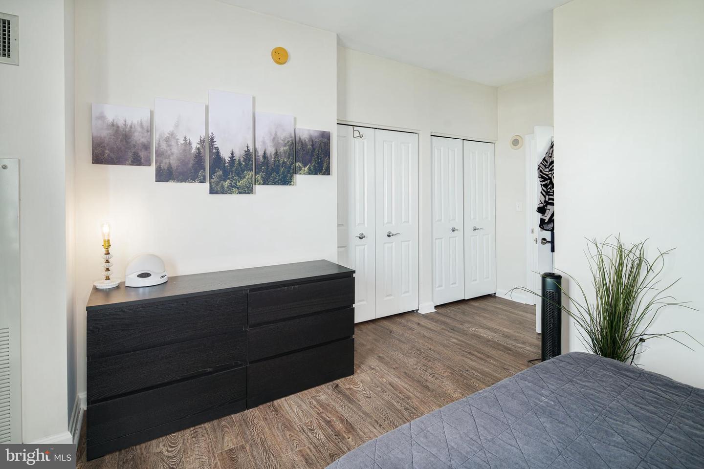 901 N Penn STREET Unit: R1101
