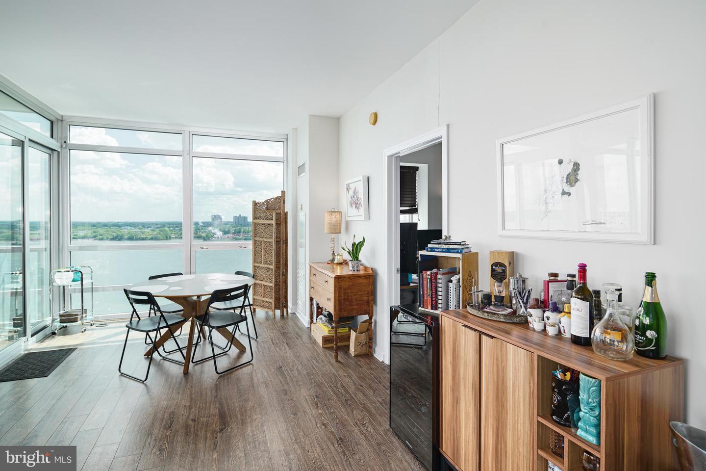 901 N Penn STREET Unit: R1101
