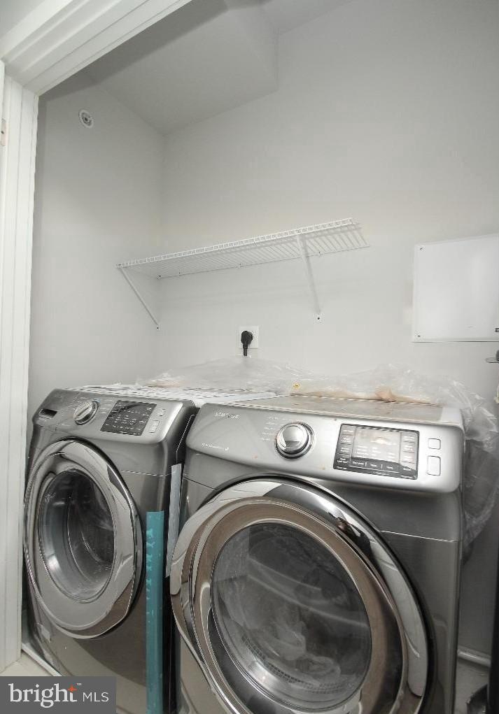 2562 Frankford AVENUE Unit: 4 (3R FLOOR REAR)
