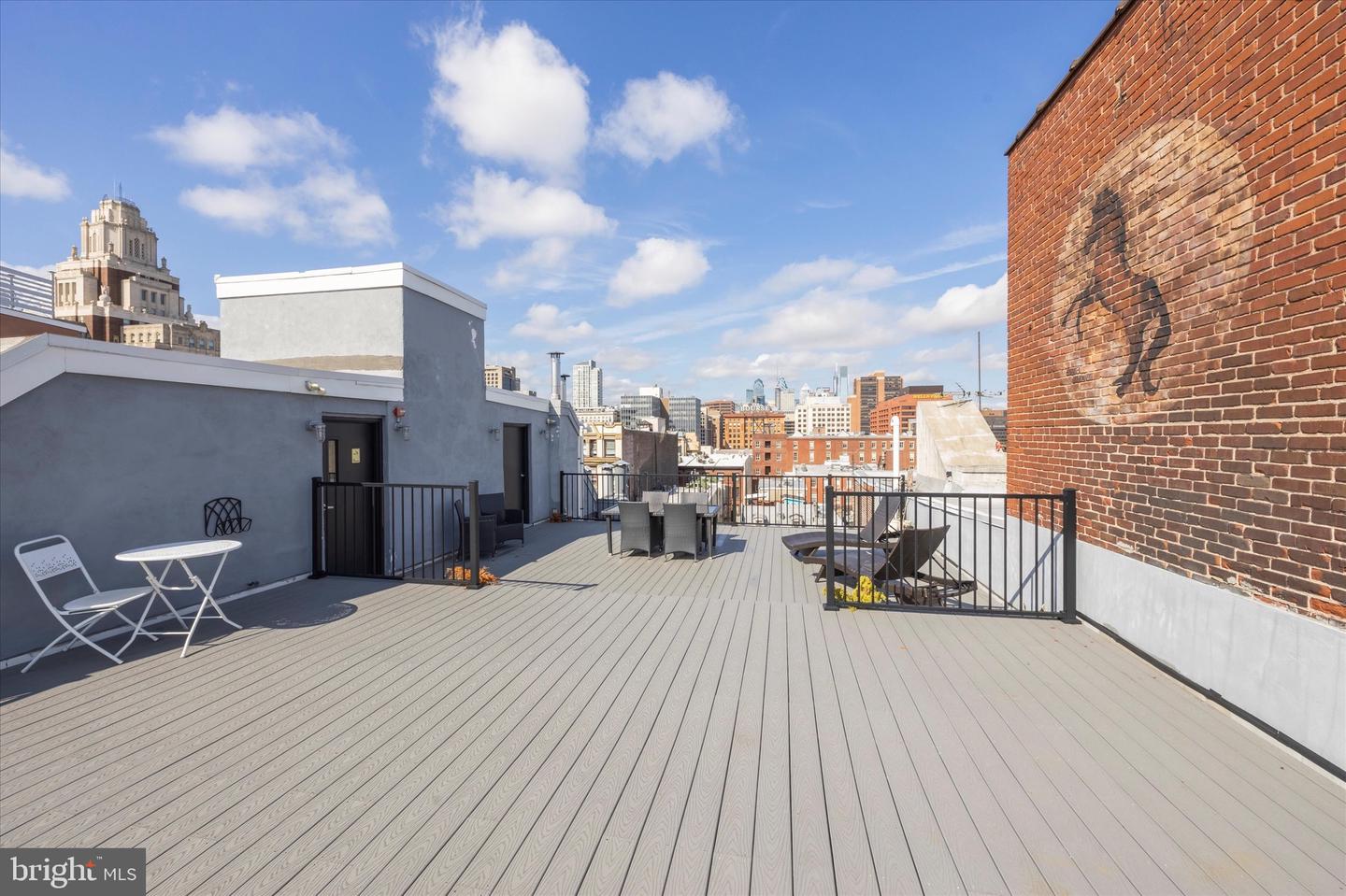12 S LETITIA STREET Unit: 504