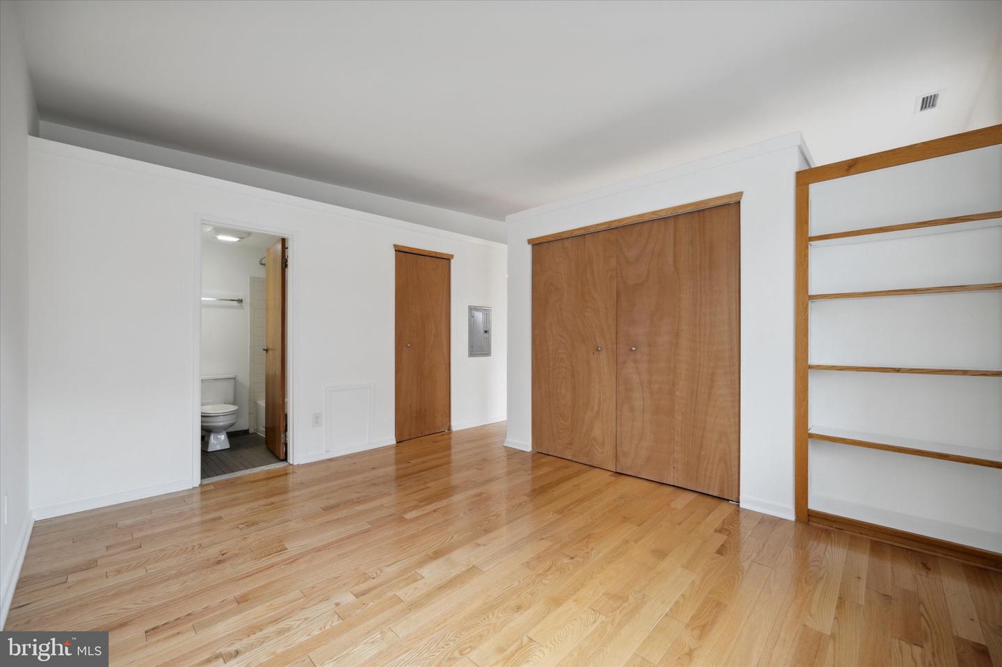12 S LETITIA STREET Unit: 504