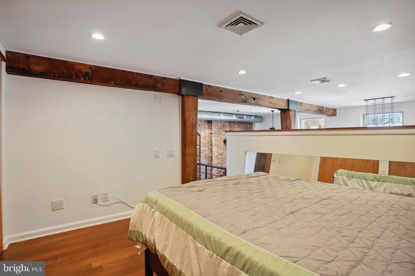 12 S LETITIA STREET Unit: 301