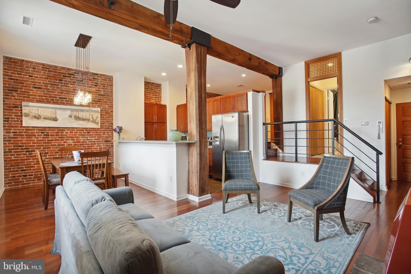 12 S LETITIA STREET Unit: 301