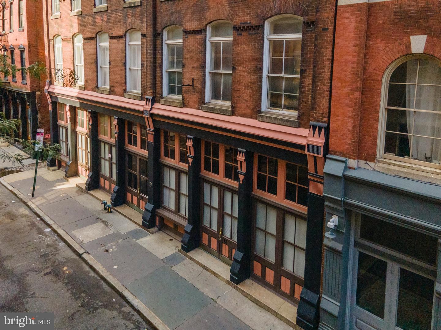 12 S LETITIA STREET Unit: 301