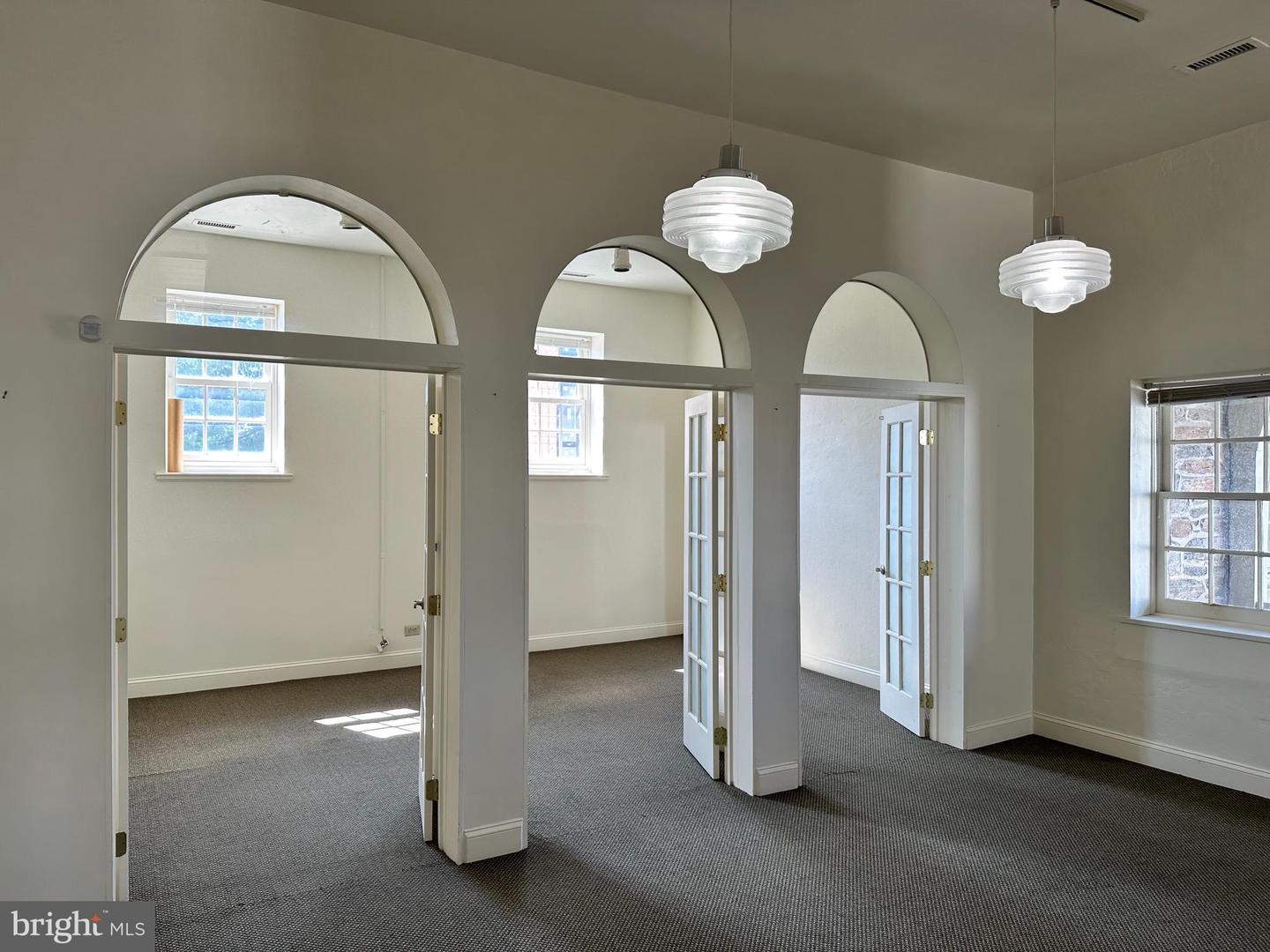 228 W Chelten AVENUE Unit: 2