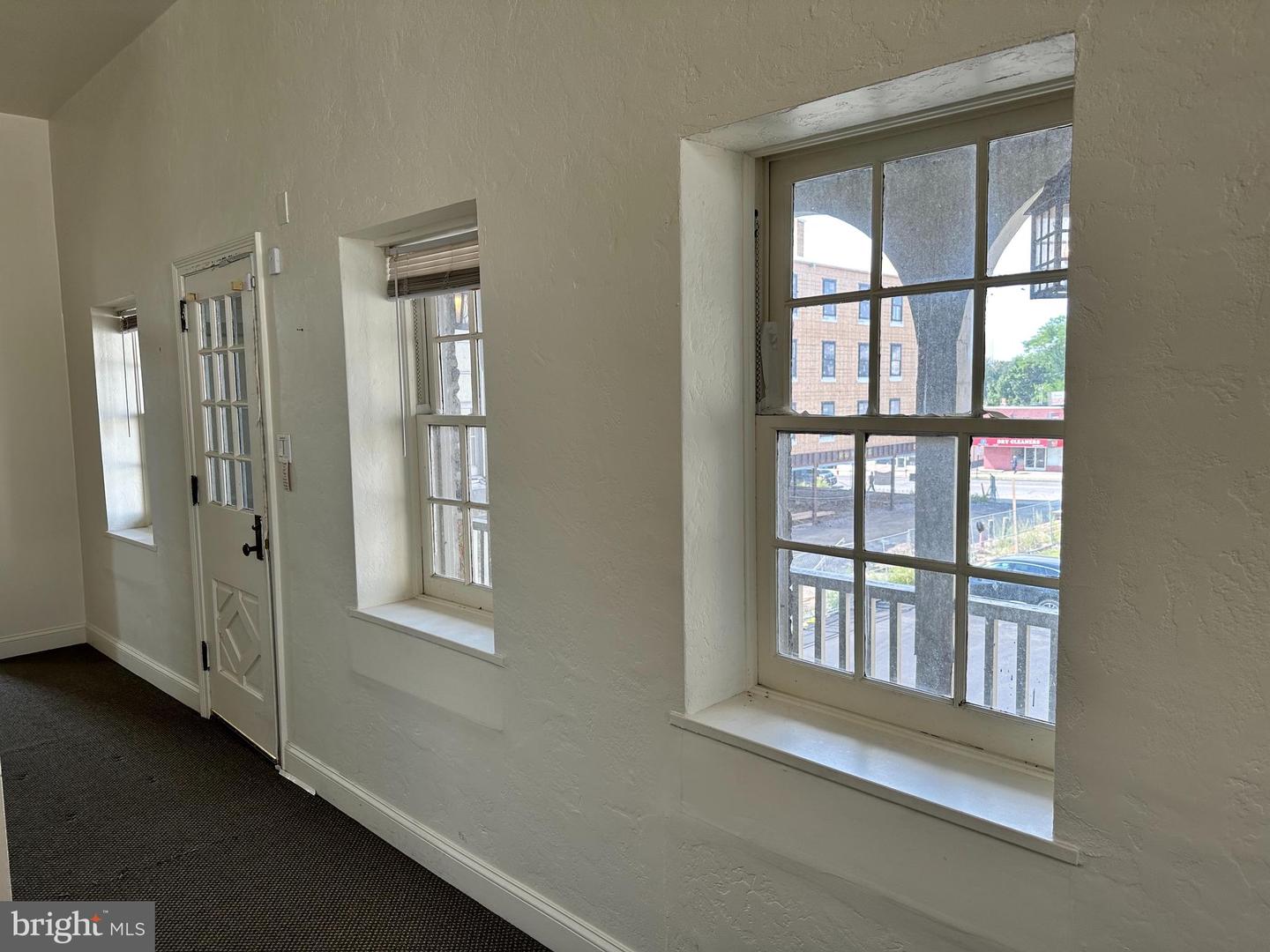 228 W Chelten AVENUE Unit: 2