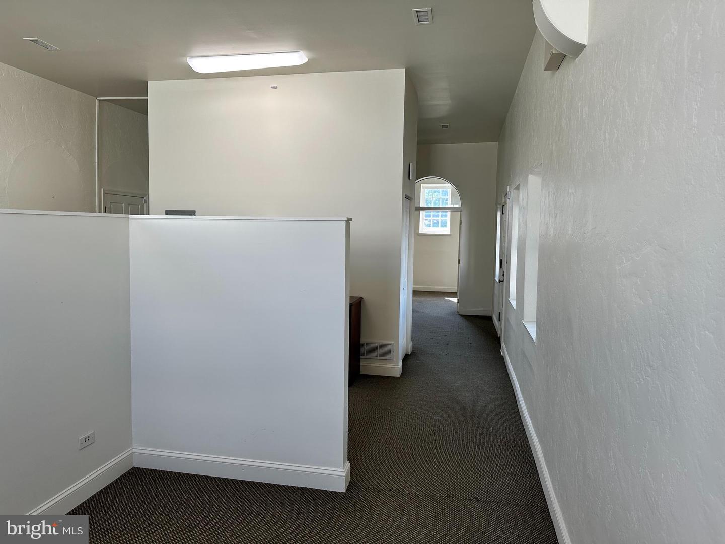 228 W Chelten AVENUE Unit: 2