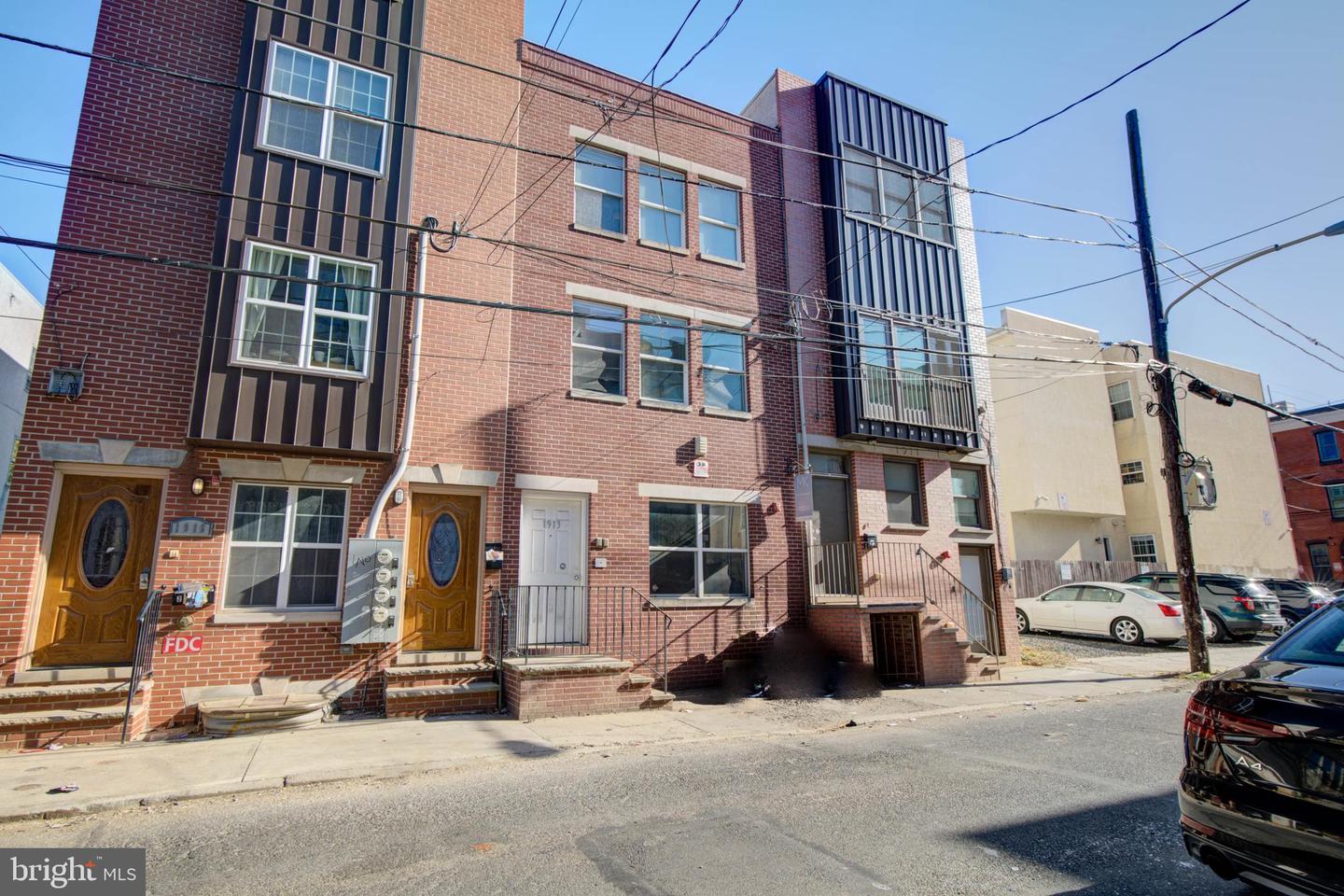 1913 N Gratz STREET