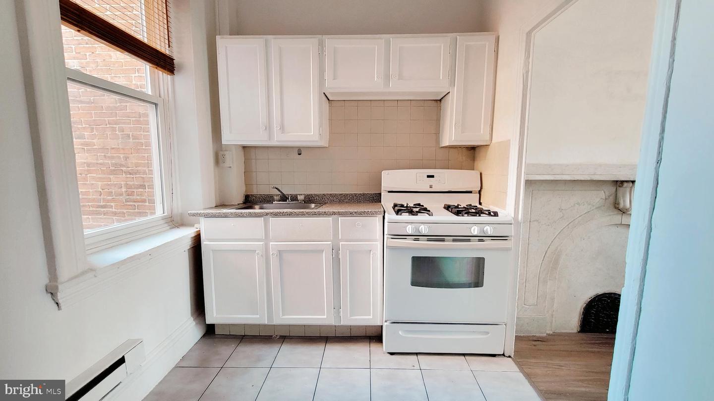1249 Shackamaxon STREET Unit: 2F