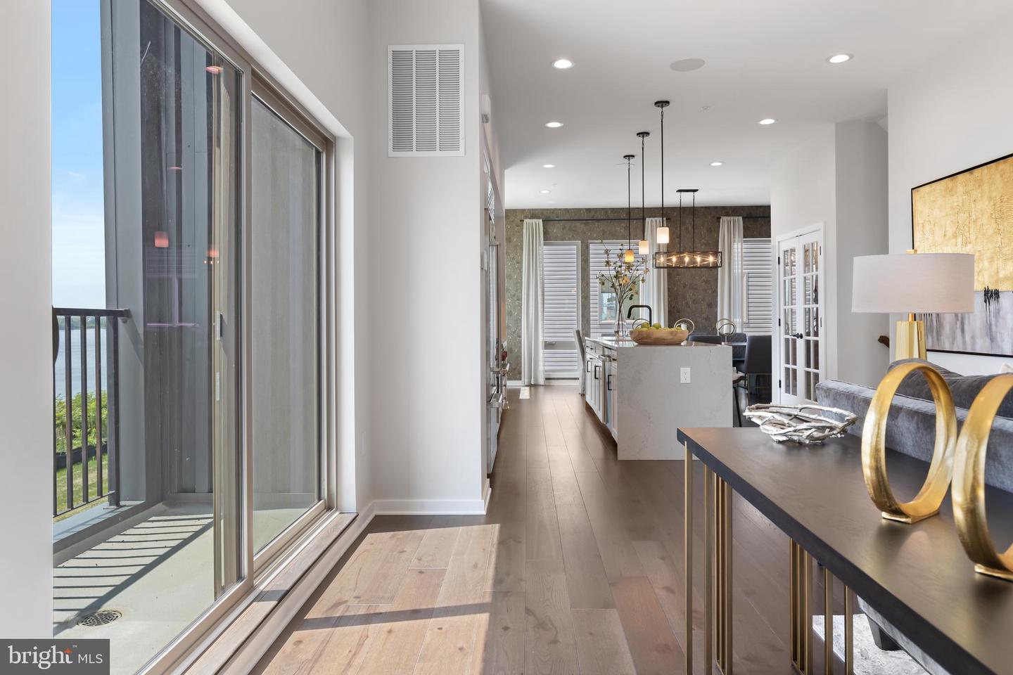 2001 Beach Street Unit: 356
