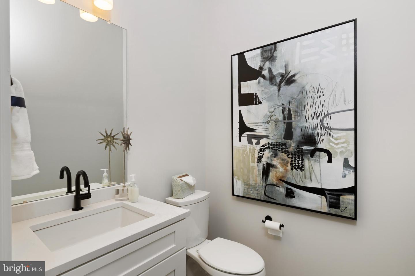 2001 Beach Street Unit: 356