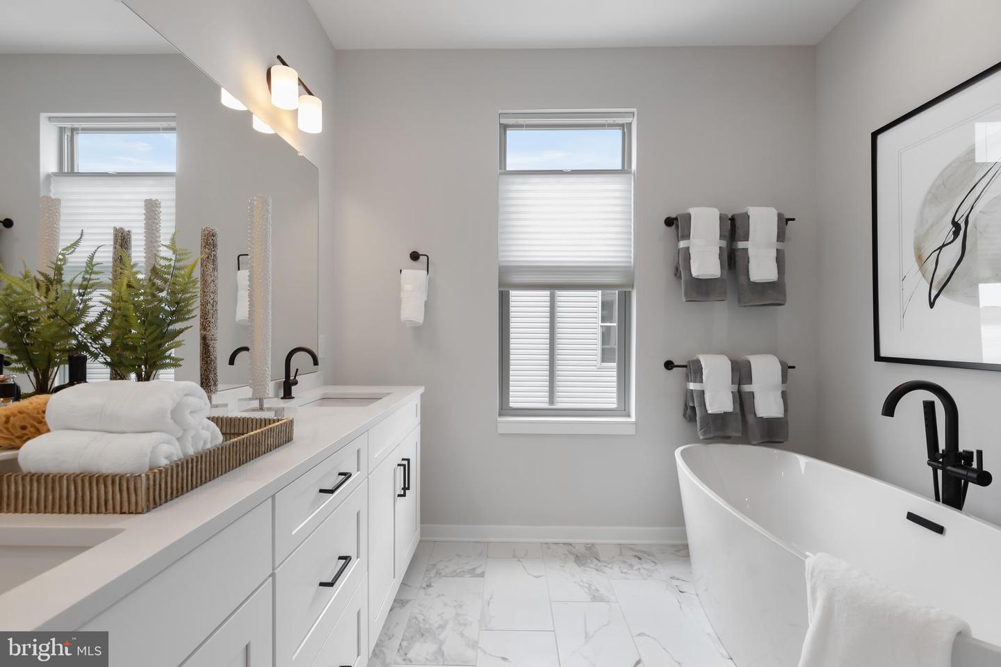 2001 Beach Street Unit: 356