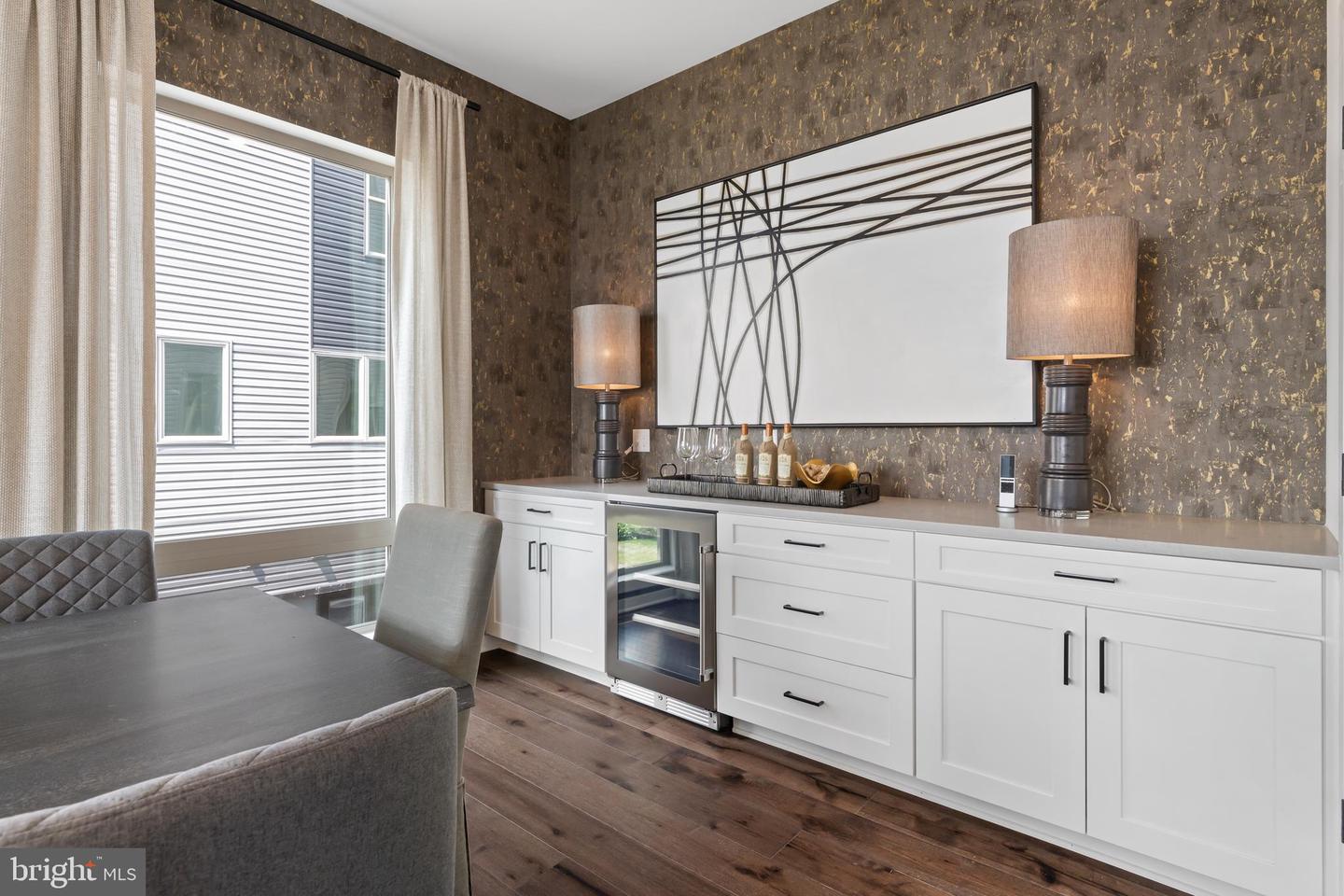 2001 Beach Street Unit: 356