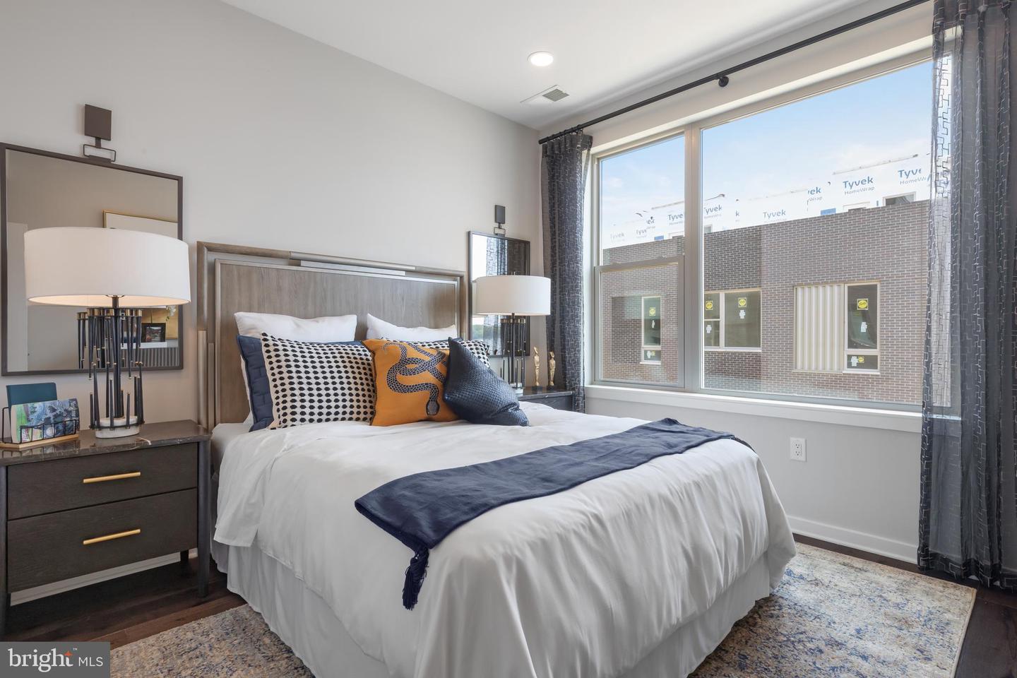 2001 Beach Street Unit: 356