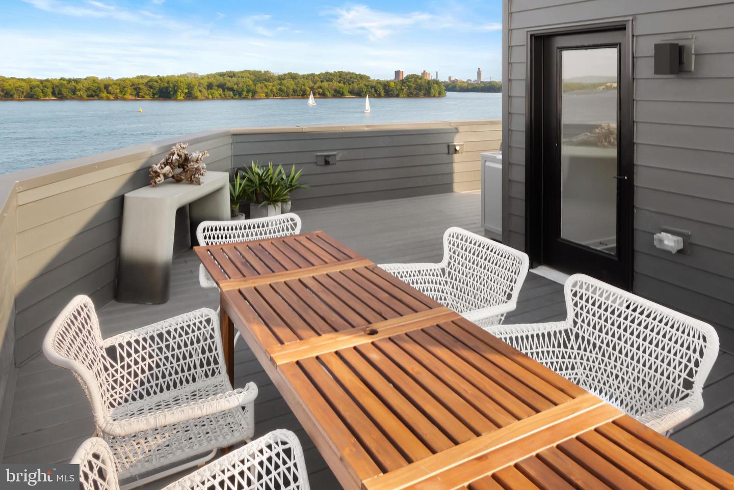 2001 Beach Street Unit: 356