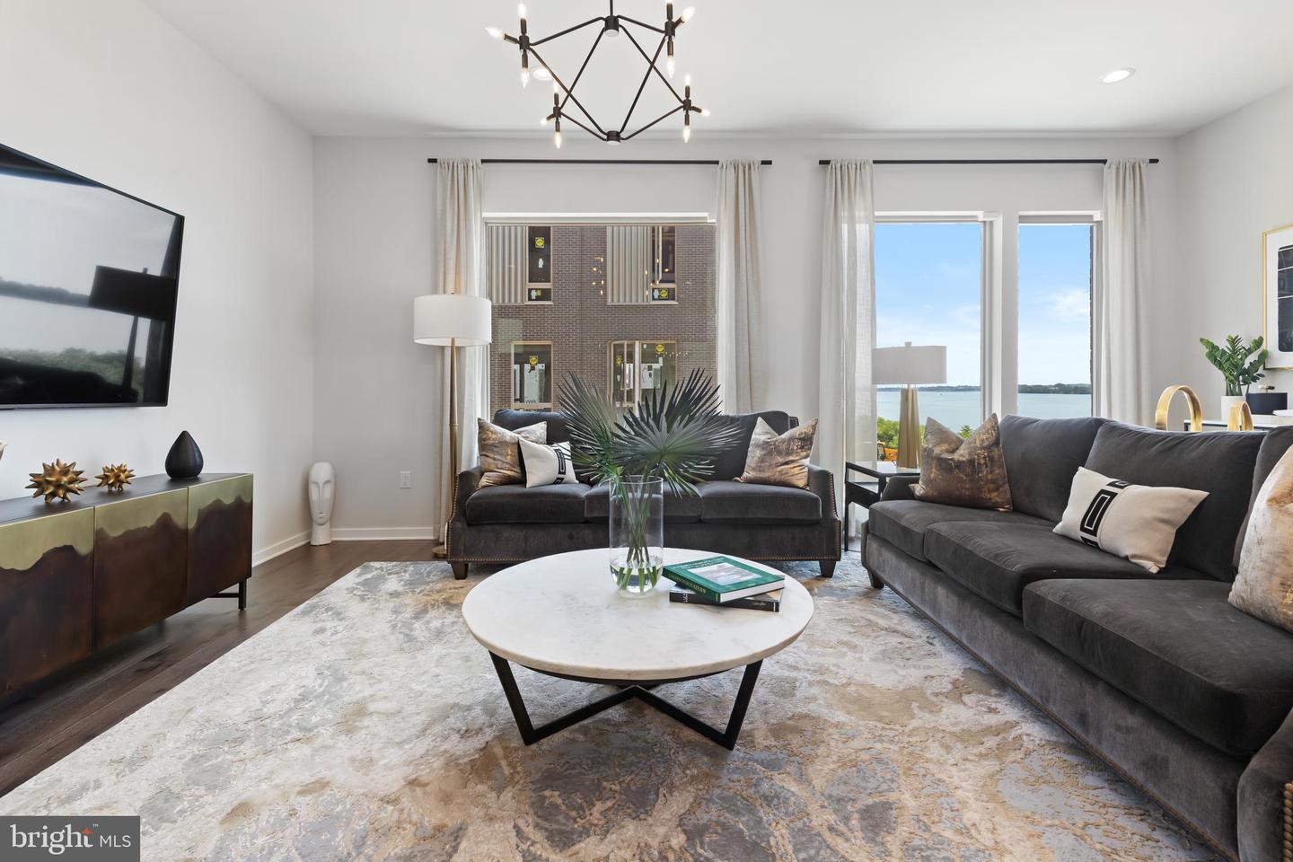2001 Beach Street Unit: 356