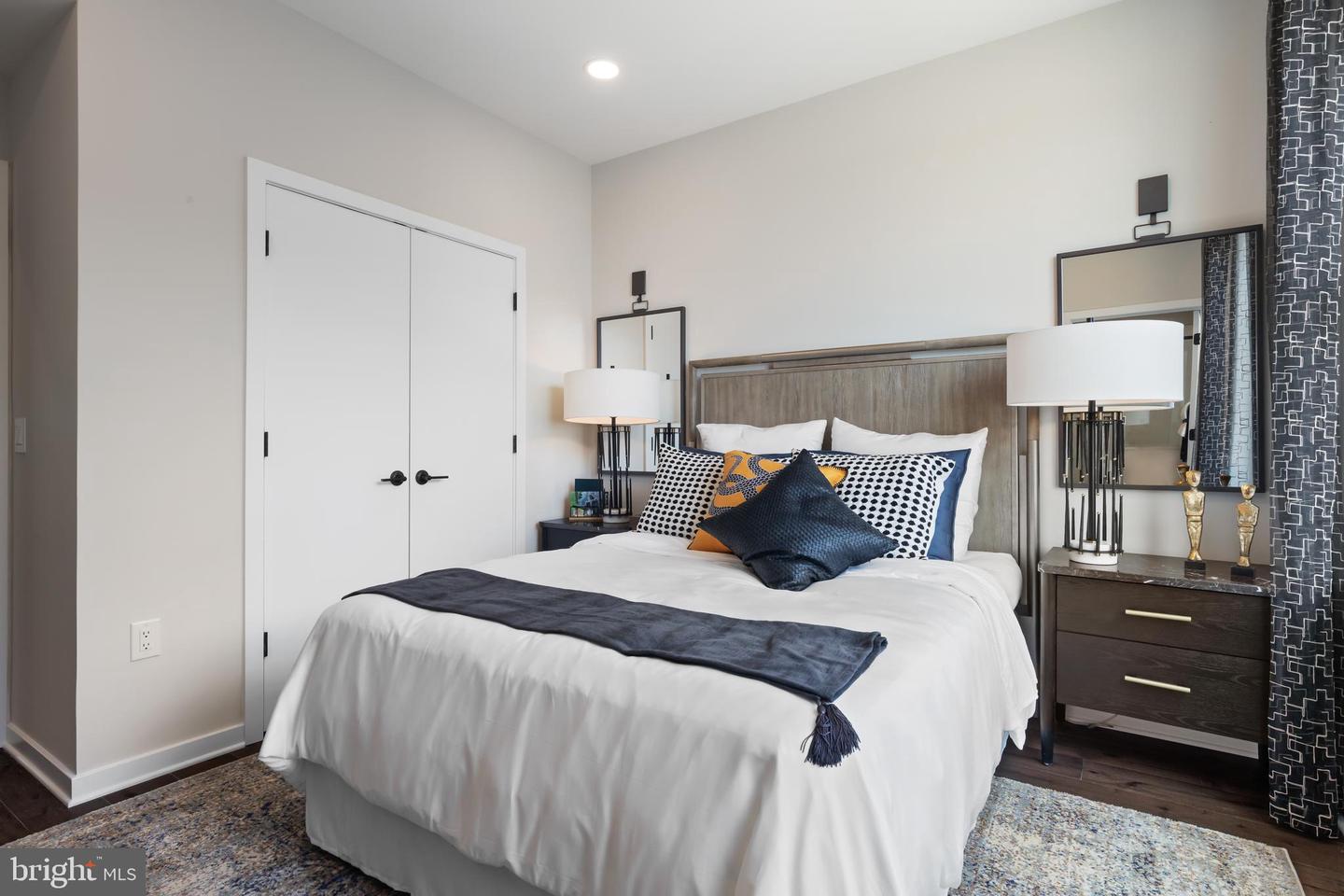 2001 Beach Street Unit: 356