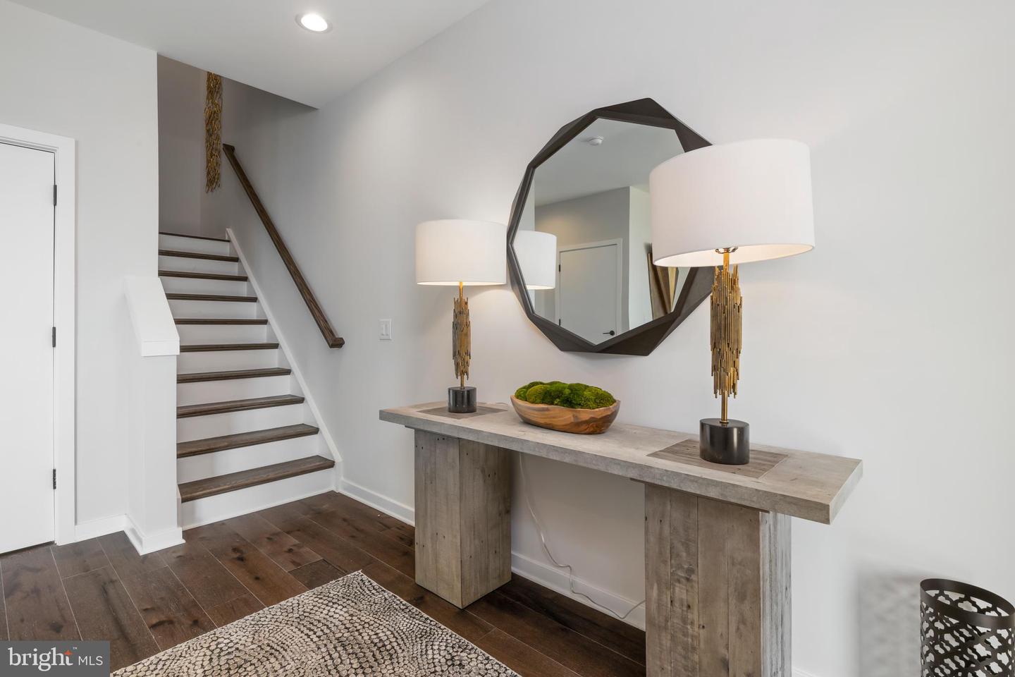 2001 Beach Street Unit: 356
