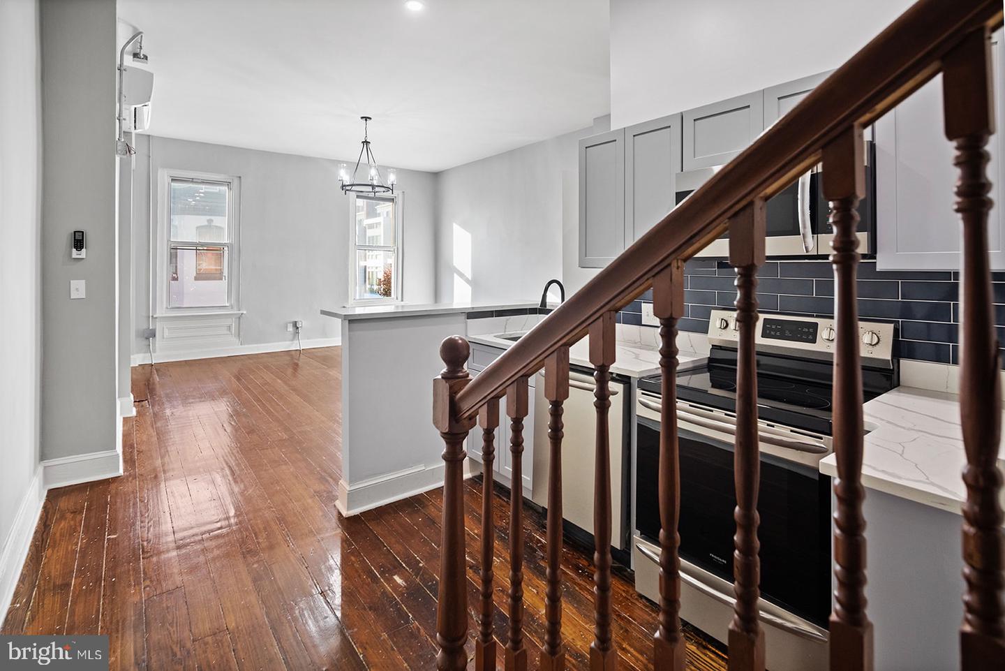 161 N 21ST STREET