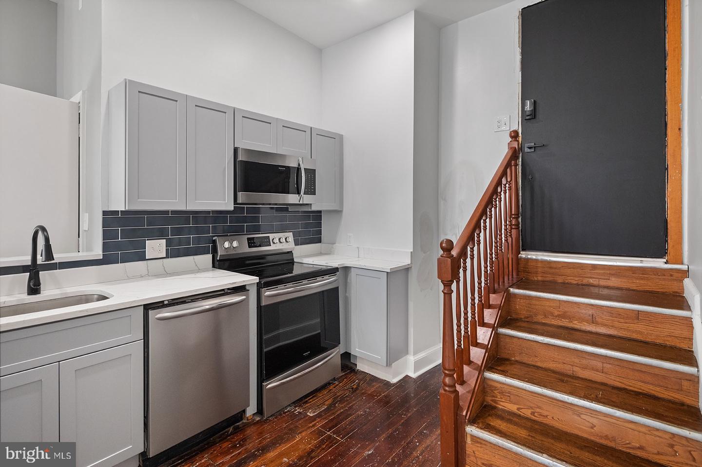 161 N 21ST STREET