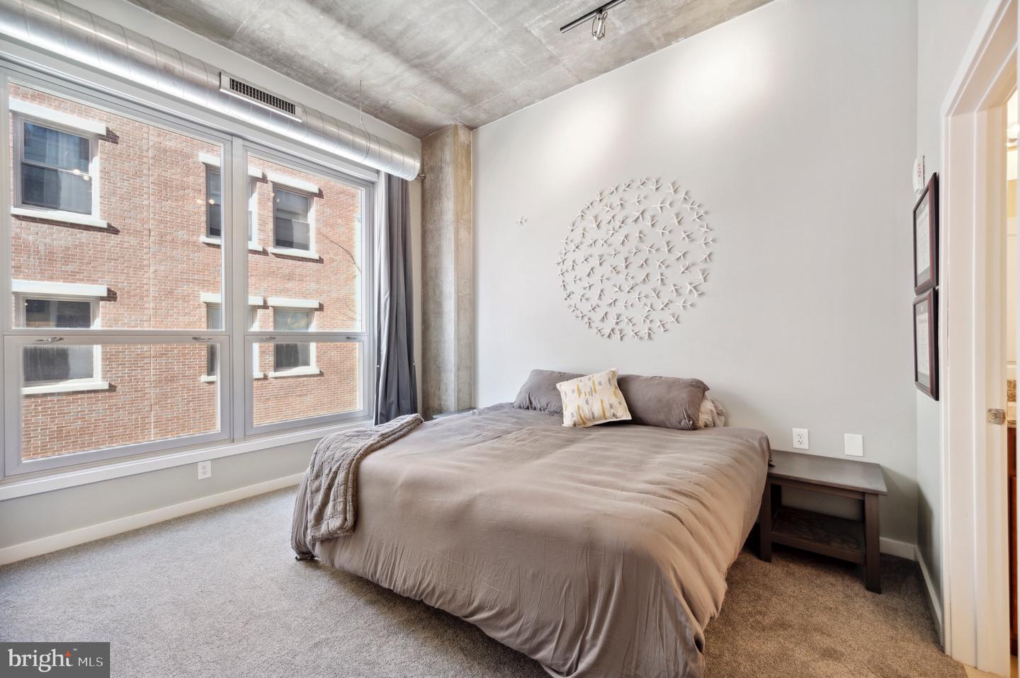 113 N BREAD STREET Unit: 3G2
