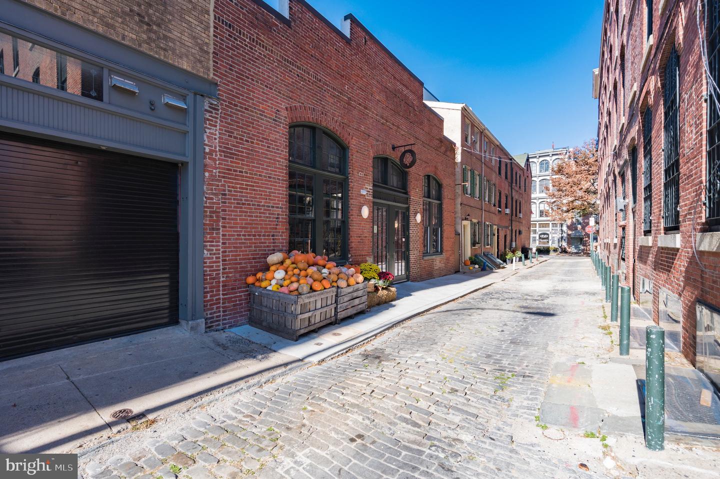 113 N BREAD STREET Unit: 3G2