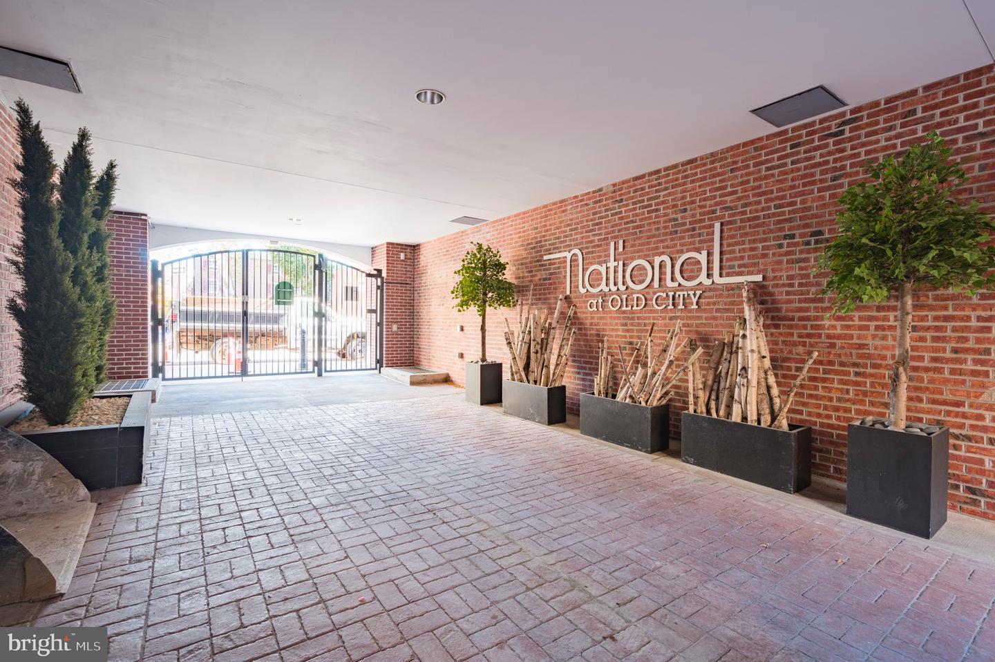 113 N BREAD STREET Unit: 3G2