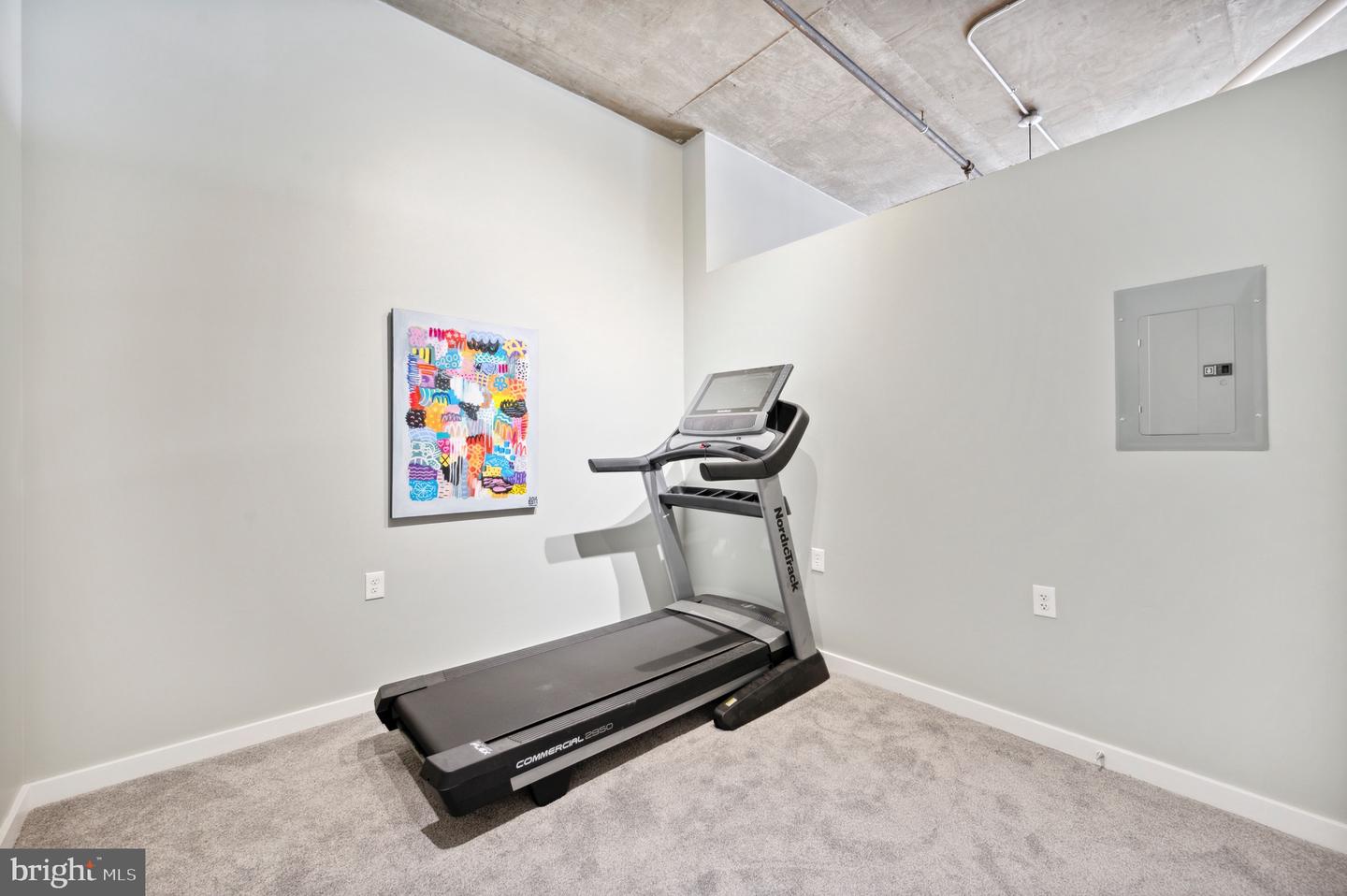 113 N BREAD STREET Unit: 3G2