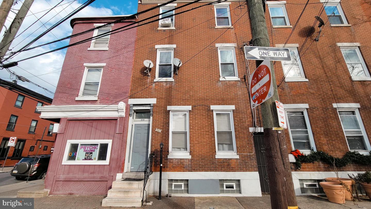 1249 Shackamaxon STREET Unit: 1F REAR