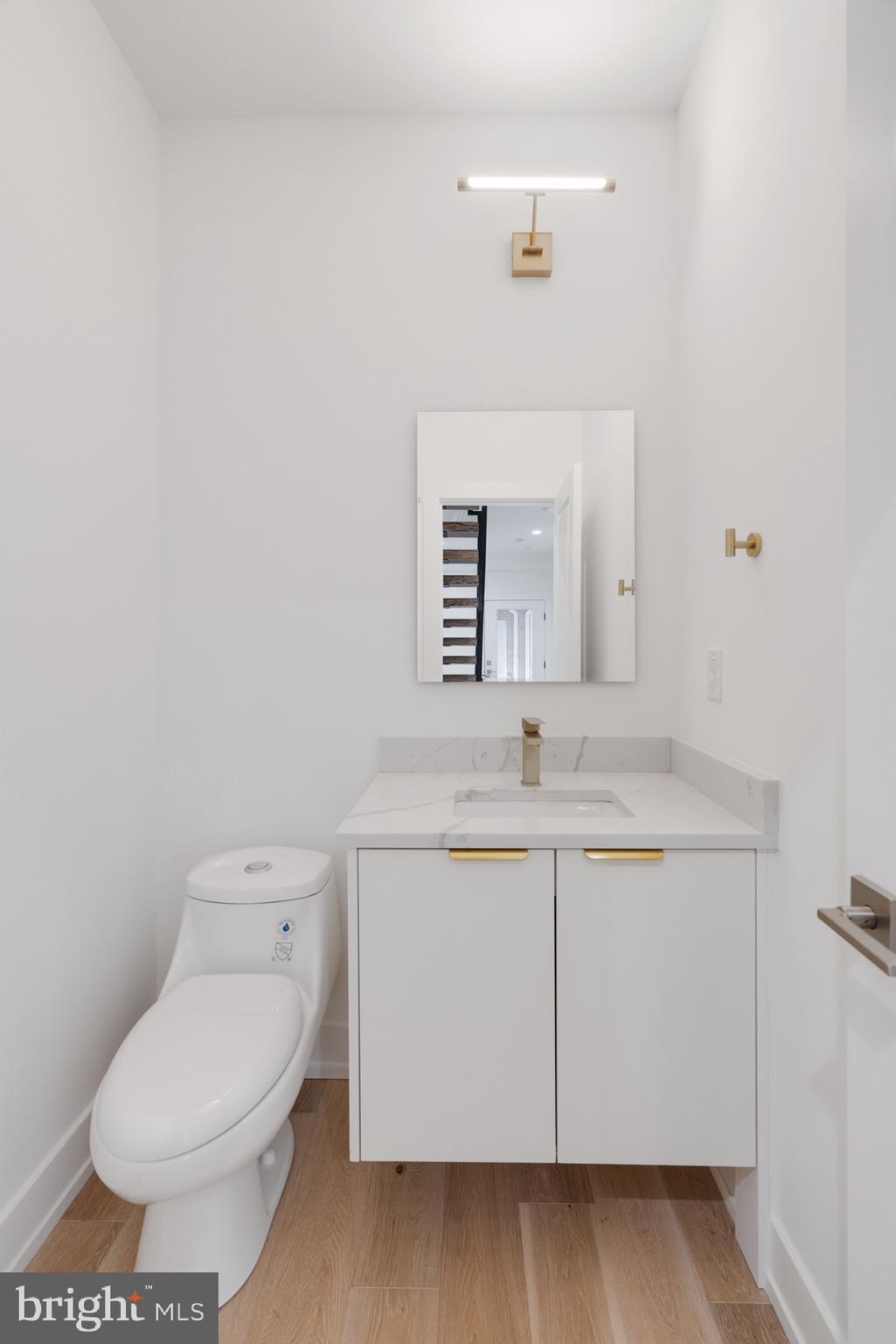 119 Greenwich St #11