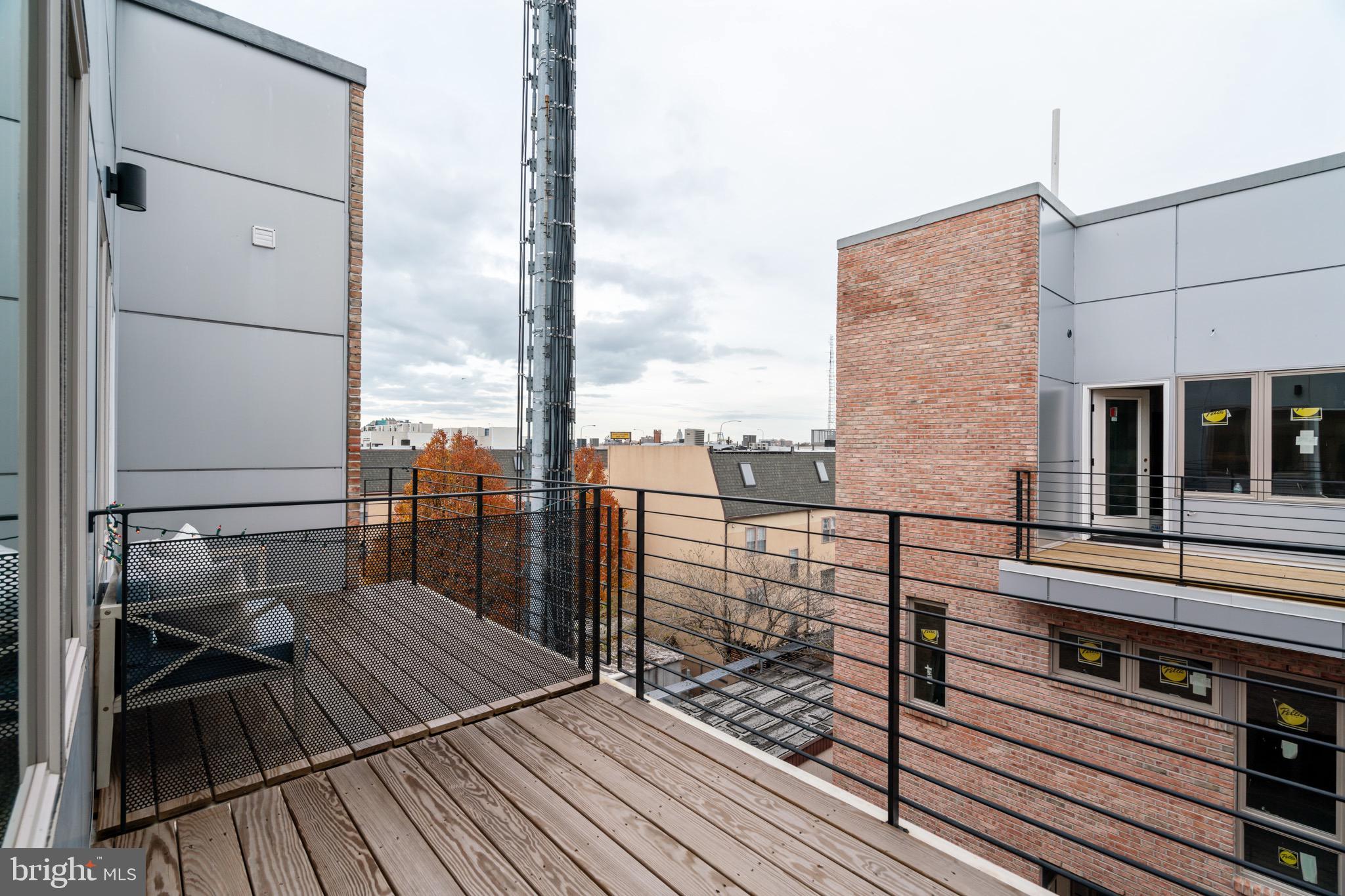 119 Greenwich St #11