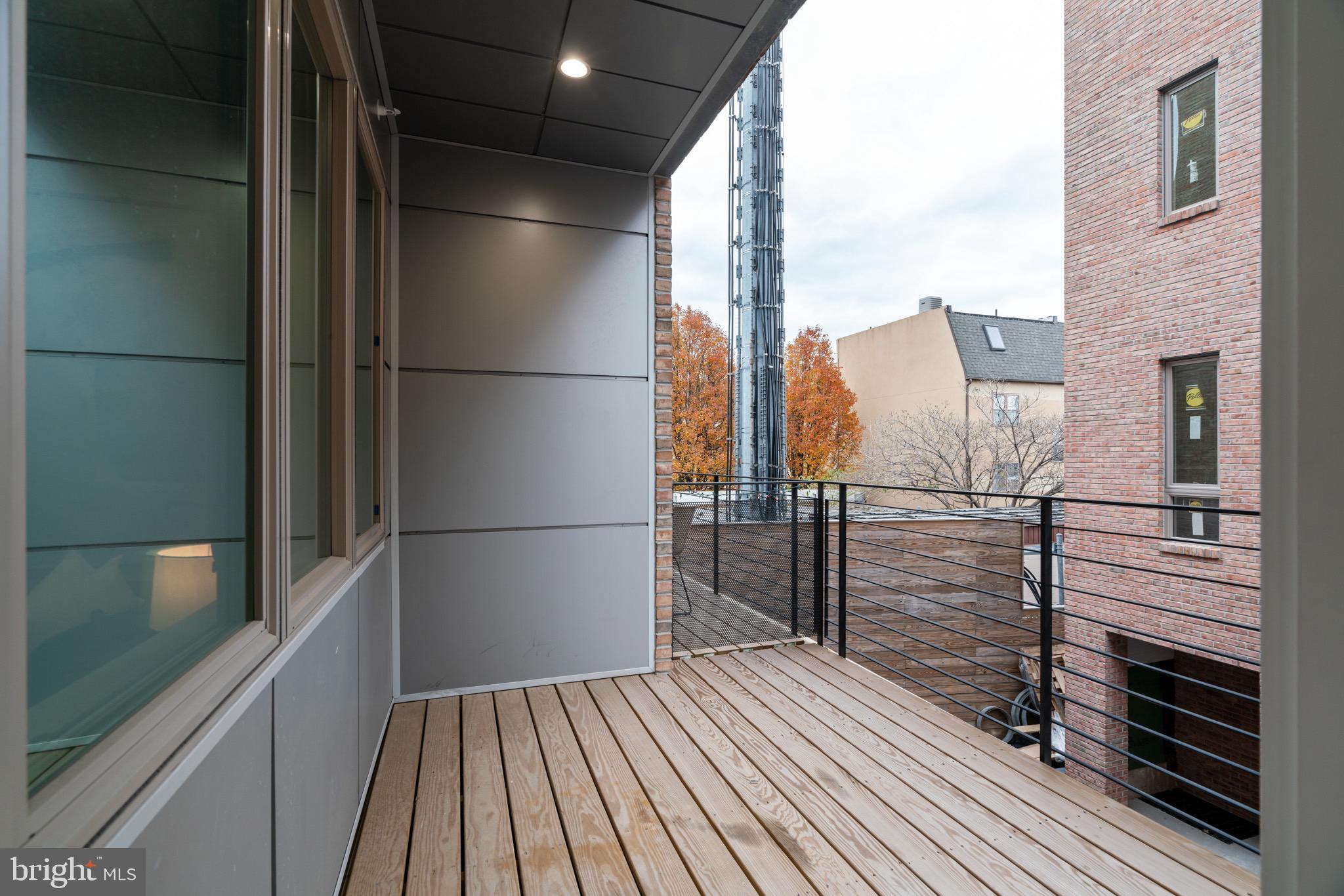 119 Greenwich St #11