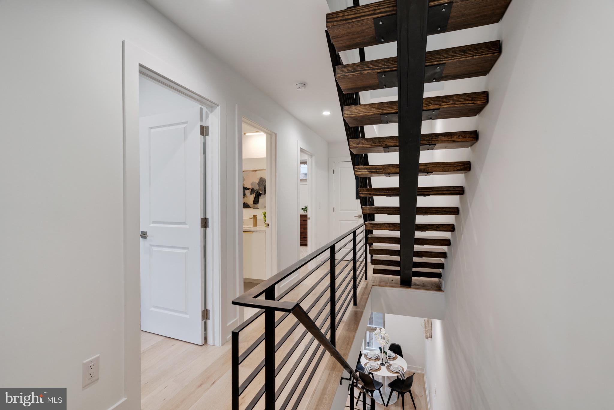 119 Greenwich St #11