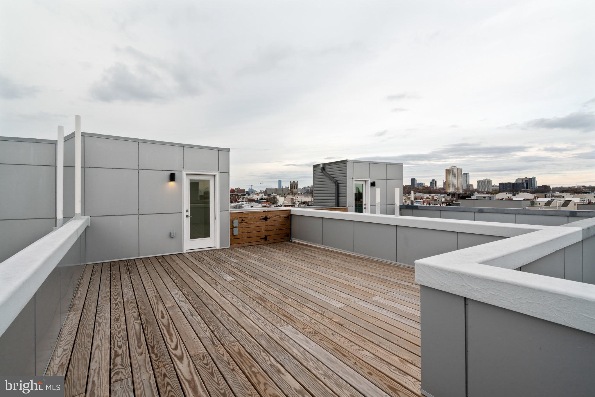 119 Greenwich St #11